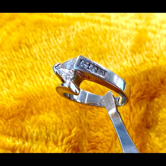 Genuine Diamond Ring, custom Trilliant cut - Picture 6 of 17